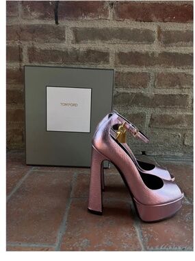 Tom Ford heel with gold padlock